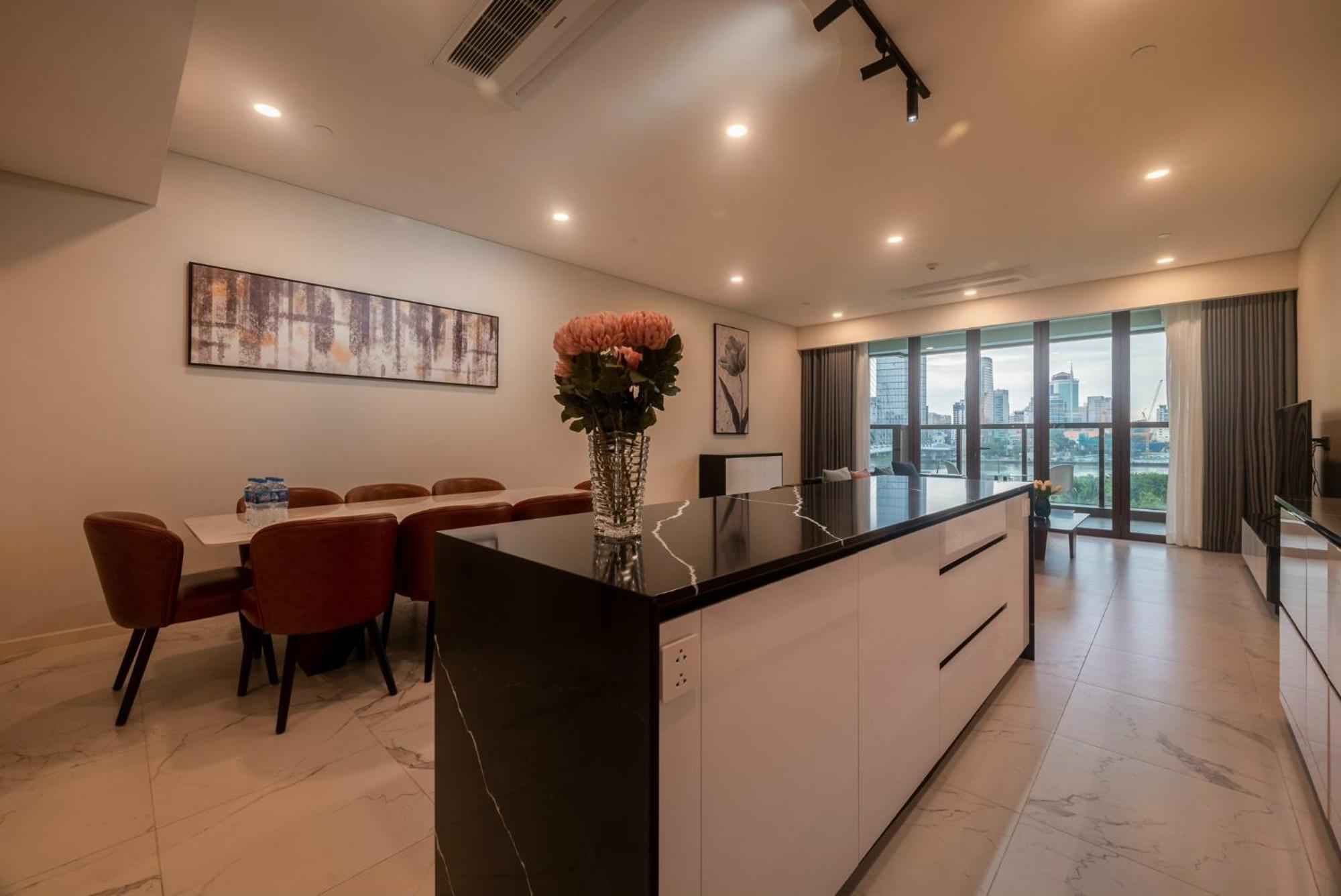 The Galleria Thu Thiem - Panorama Sky View Apartment